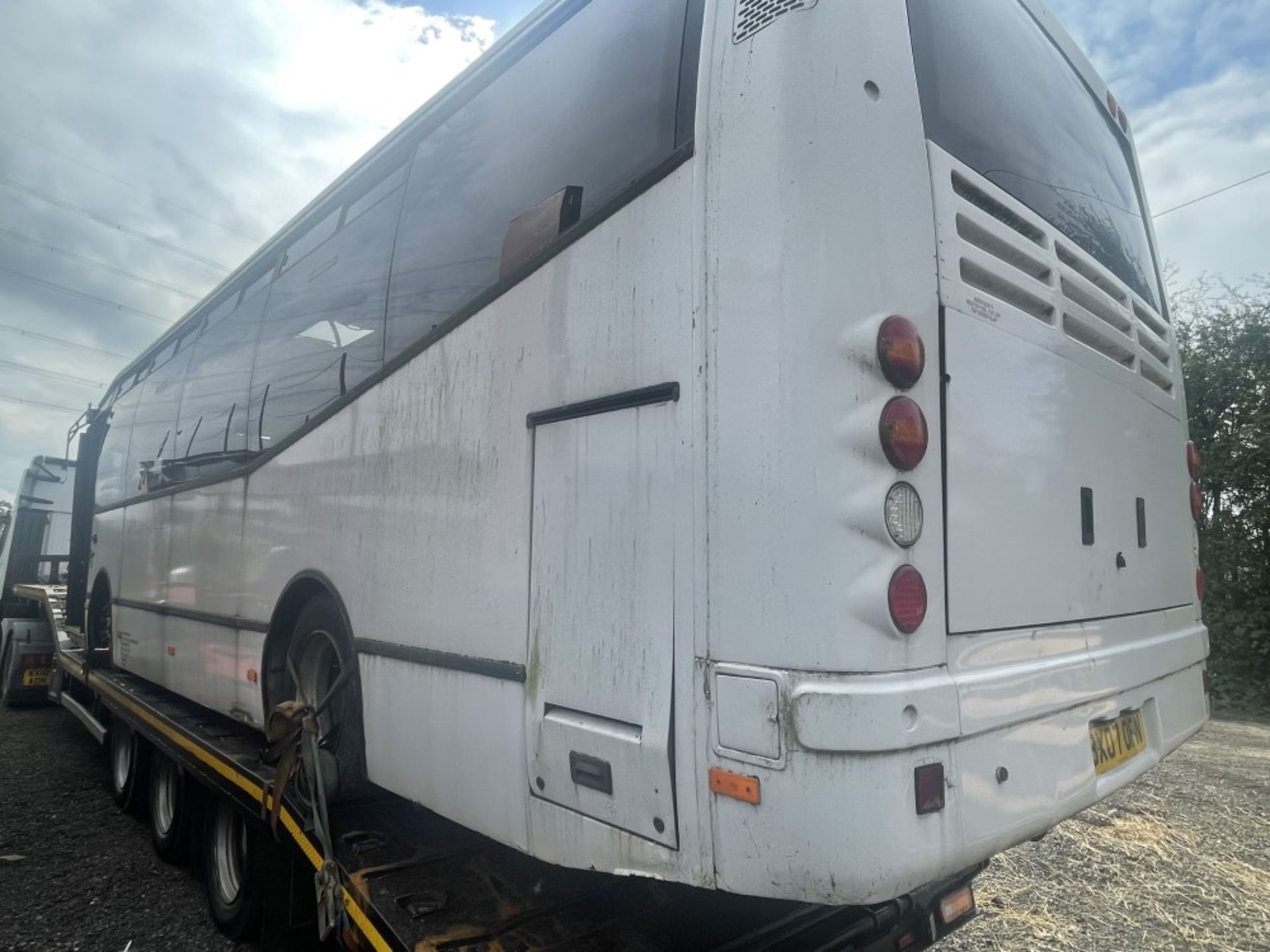 07 reg BMC 27 SEATER COACH (STARTS BUT DOES NOT DRIVE AS PROPSHAFT MISSING) (LOCATION BLACKBURN) 1ST - Image 3 of 7