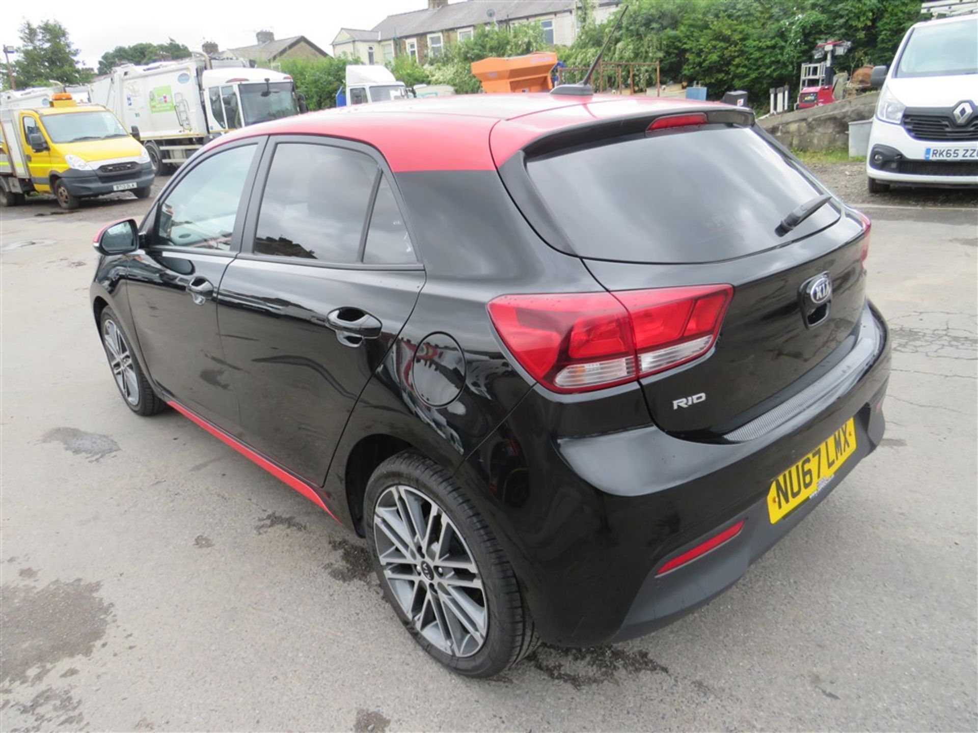 67 reg KIA RIO PULSE, 1ST REG 10/17, TEST 02/22, 43352M WARRANTED, V5 HERE, 1 FORMER KEEPER [NO - Image 3 of 6