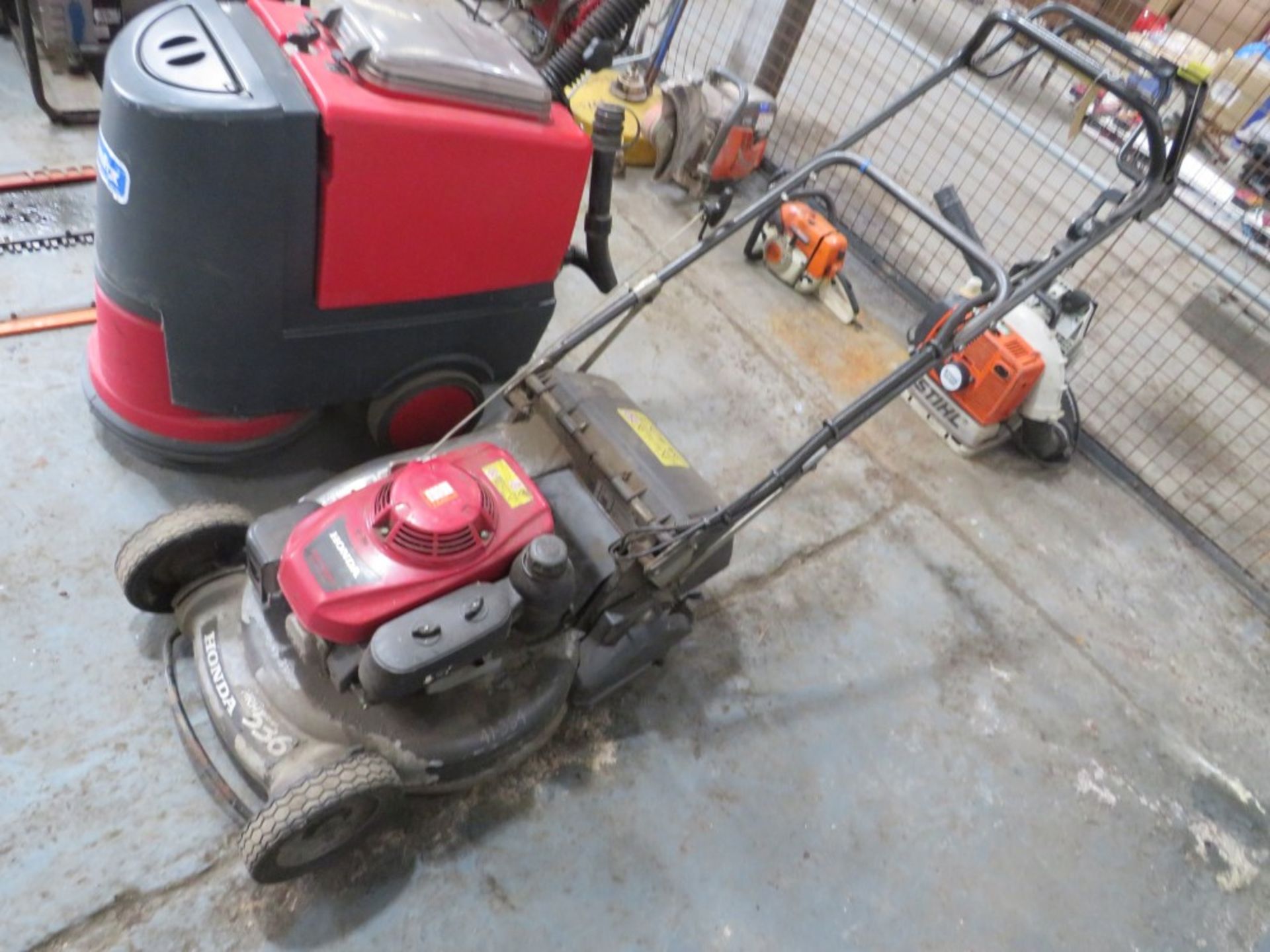 HONDA MOWER (DIRECT COUNCIL) [+ VAT]