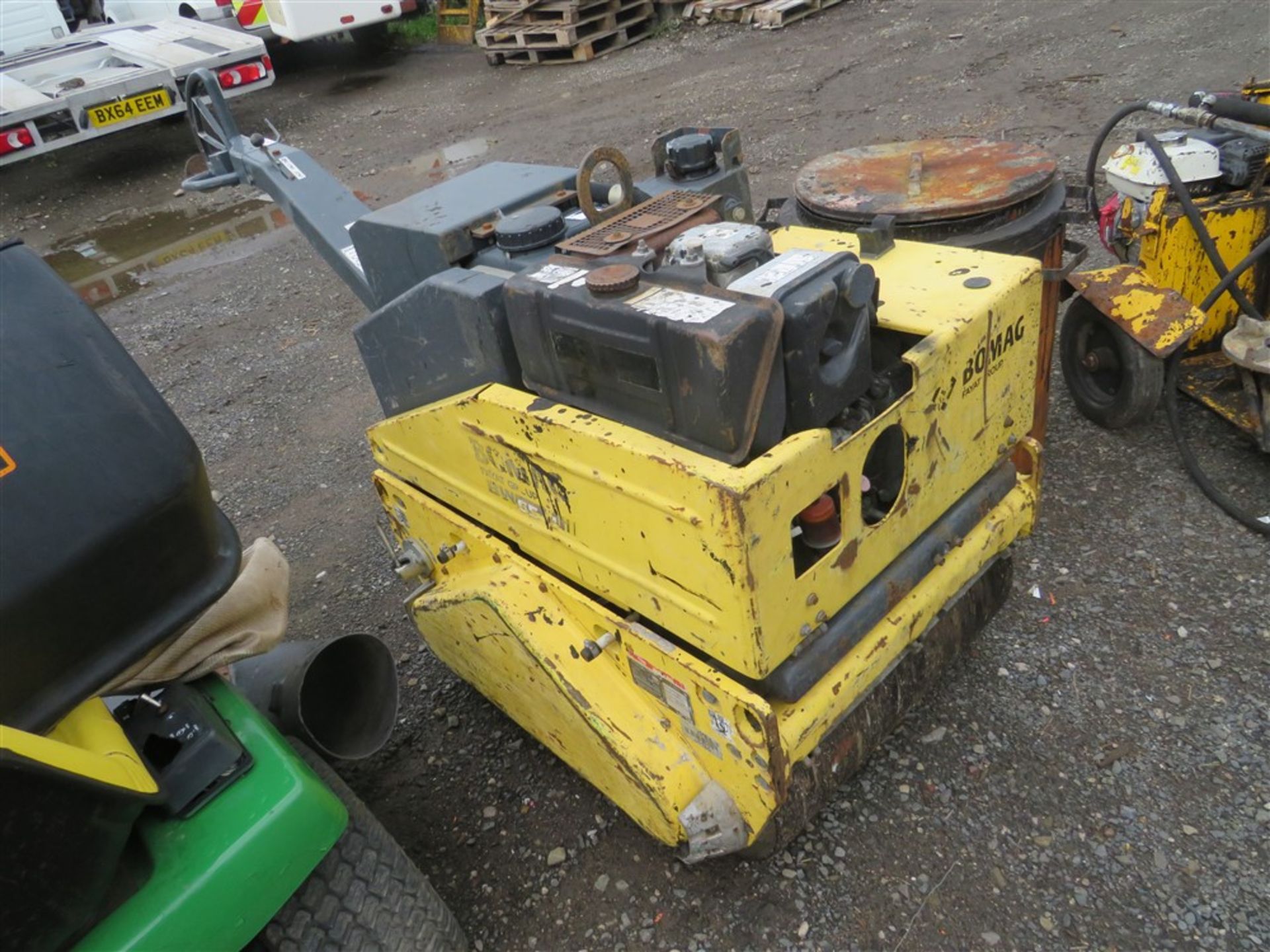 BOMAG TWIN DRUM ROLLER, NO KEYS [+ VAT] - Image 2 of 2