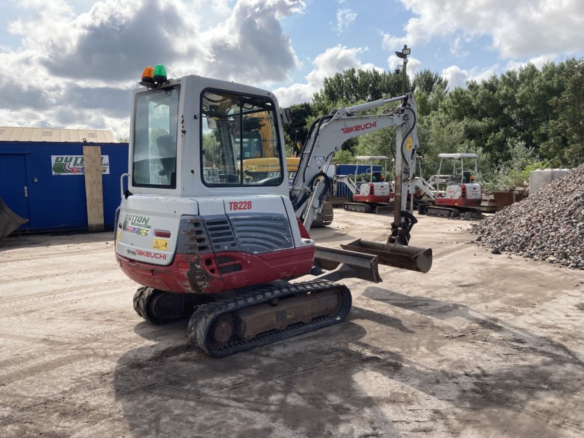 2014 TAKEUCHI TB228 EXCAVATOR, 1812 HOURS - Image 3 of 8