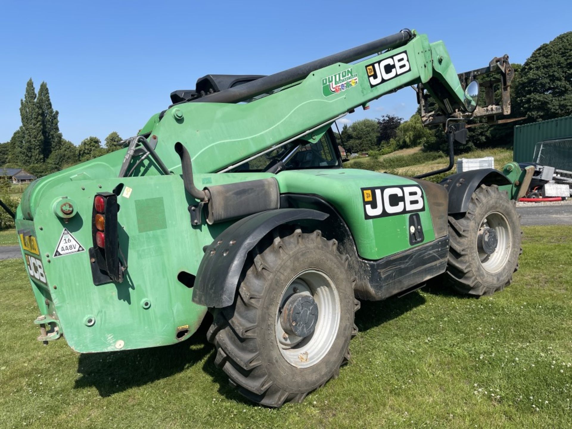 2008 JCB 535-125 HI VIS, 4775 HOURS, 1ST REG 05/08, V5 HERE, 1 FORMER KEEPER - Image 2 of 8