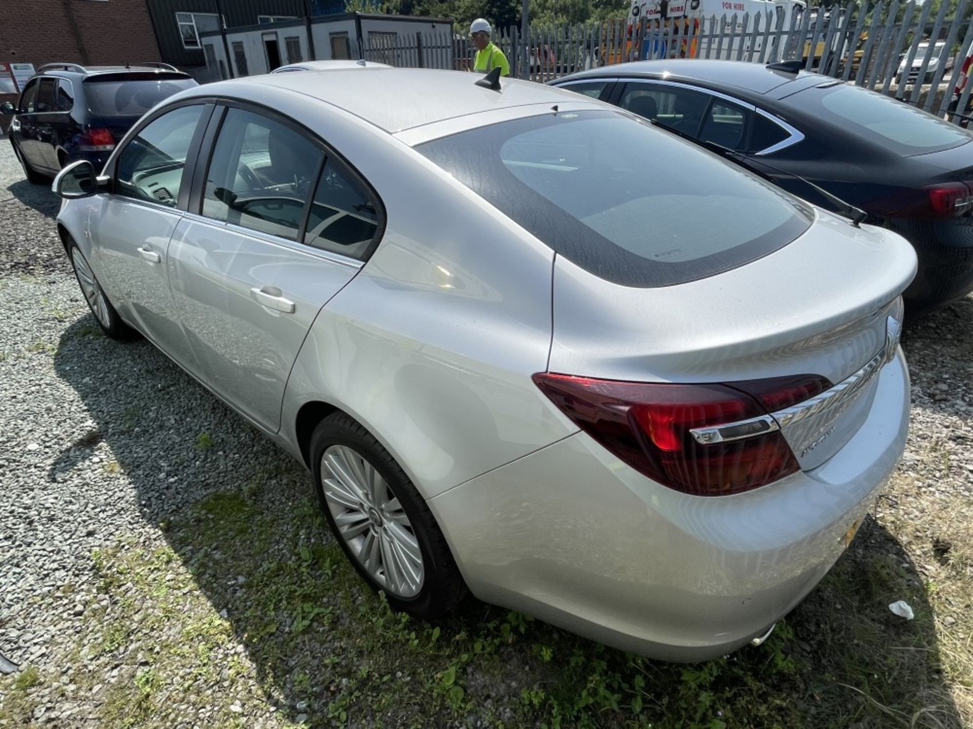 17 reg VAUXHALL INSIGNIA DESIGN NAV CDTI ECO SS, 1ST REG 06/07, TEST 06/22, 83948M, V5 HERE, 1 - Image 3 of 6