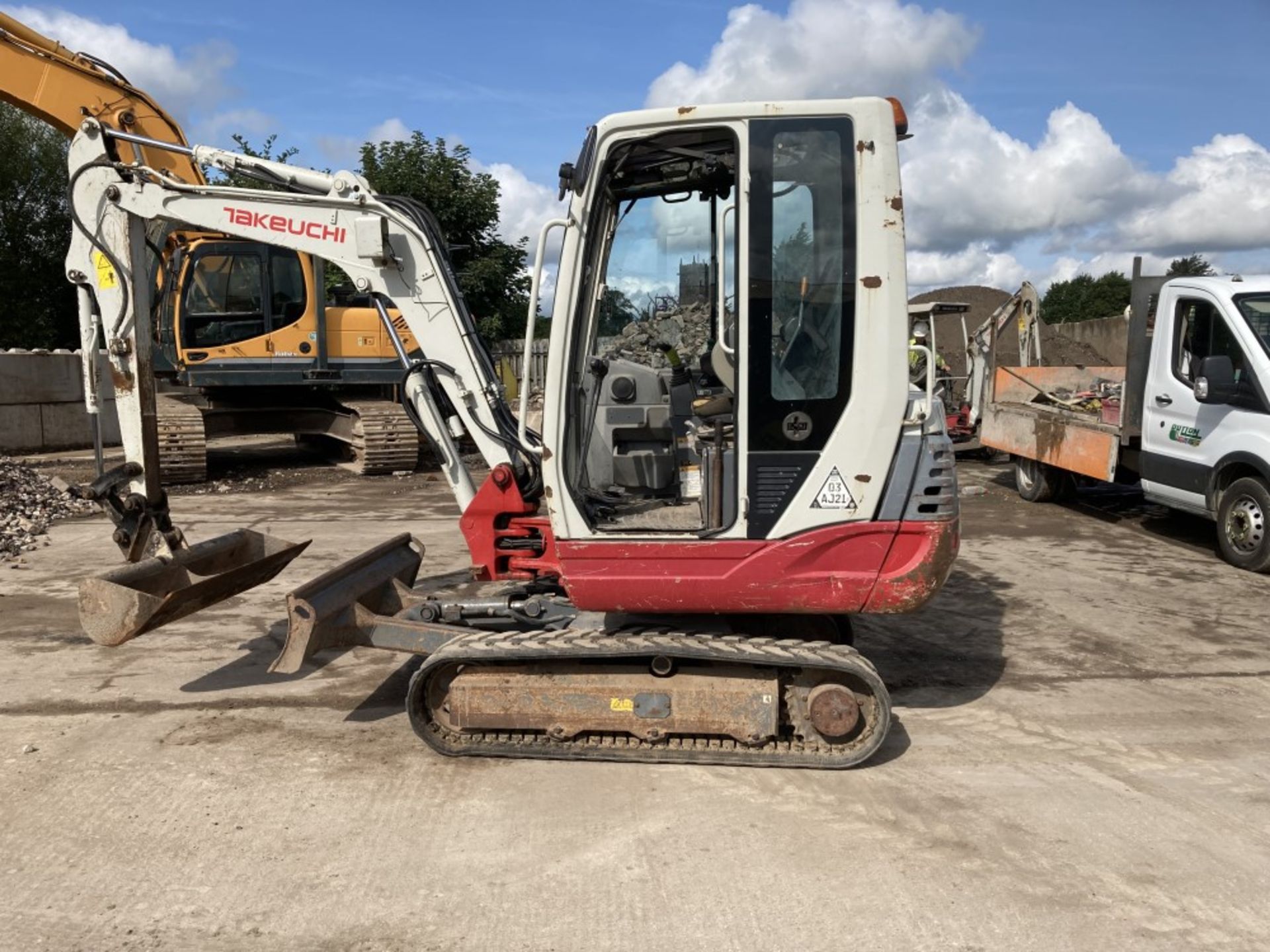 2014 TAKEUCHI TB228 EXCAVATOR, 1812 HOURS - Image 5 of 8