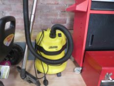 KARCHER WD2 CLEANER [NO VAT]