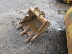 SMALL DIGGER BUCKET [NO VAT]