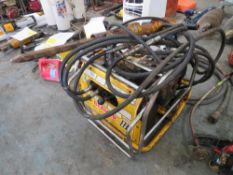 JCB BEAVER HYDRAULIC PACK WITH BREAKER [NO VAT]