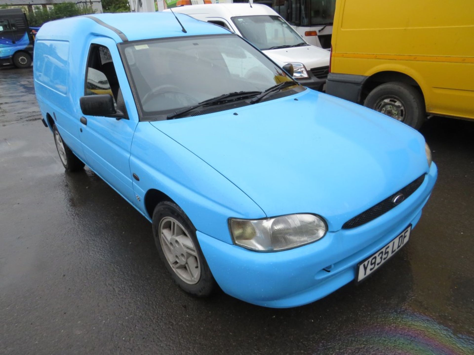 Y reg FORD ESCORT 55 VAN, 1ST REG 2001, TEST 02/22, 51298M WARRANTED, NO V5 [NO VAT]