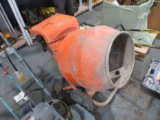 4/3 PETROL MINI MIXER (DIRECT HIRE CO) [+ VAT]