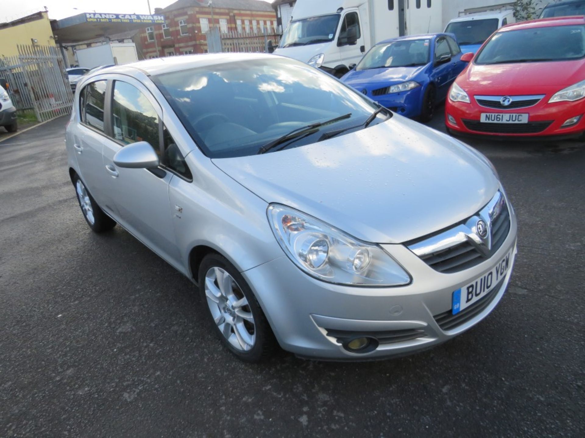 10 REG VAUXHALL CORSA SXI (ON VCAR) 1ST REG 03/10, TEST 12/21, 98240M, V5 HERE, 3 FORMER KEEPRS [