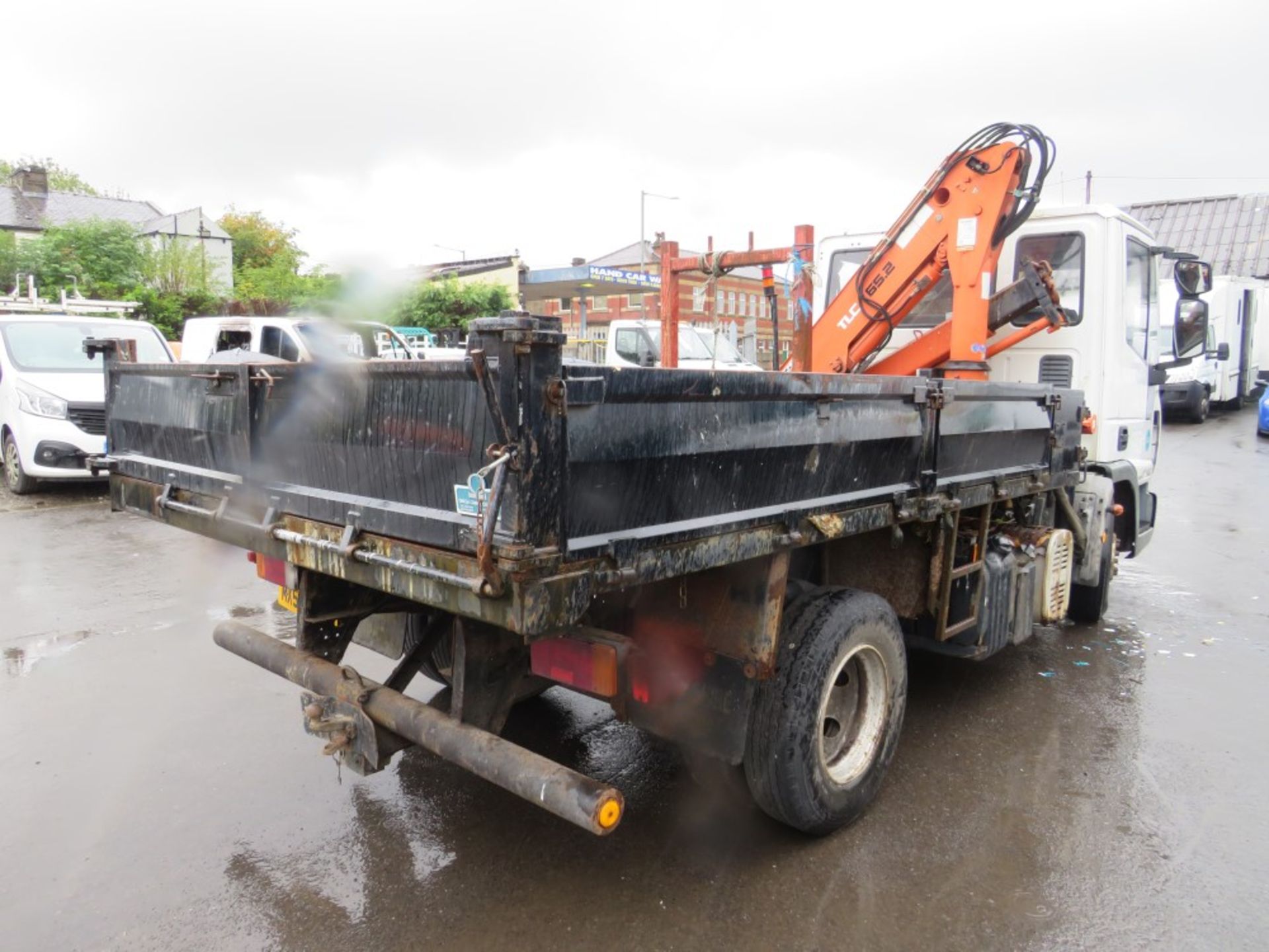 57 reg IVECO EURO CARGO 75E16 TIPPER C/W CRANE (NON RUNNER) (DIRECT COUNCIL) 1ST REG 09/07, V5 HERE, - Image 4 of 5