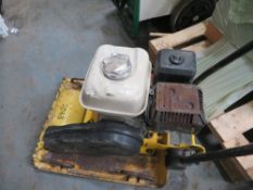 18" PETROL PLATE COMPACTOR (DIRECT HIRE CO) [+ VAT]