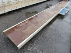 5.4M WOOD/ALUMINIUM STAGING BOARD (DIRECT GAP) [+ VAT]