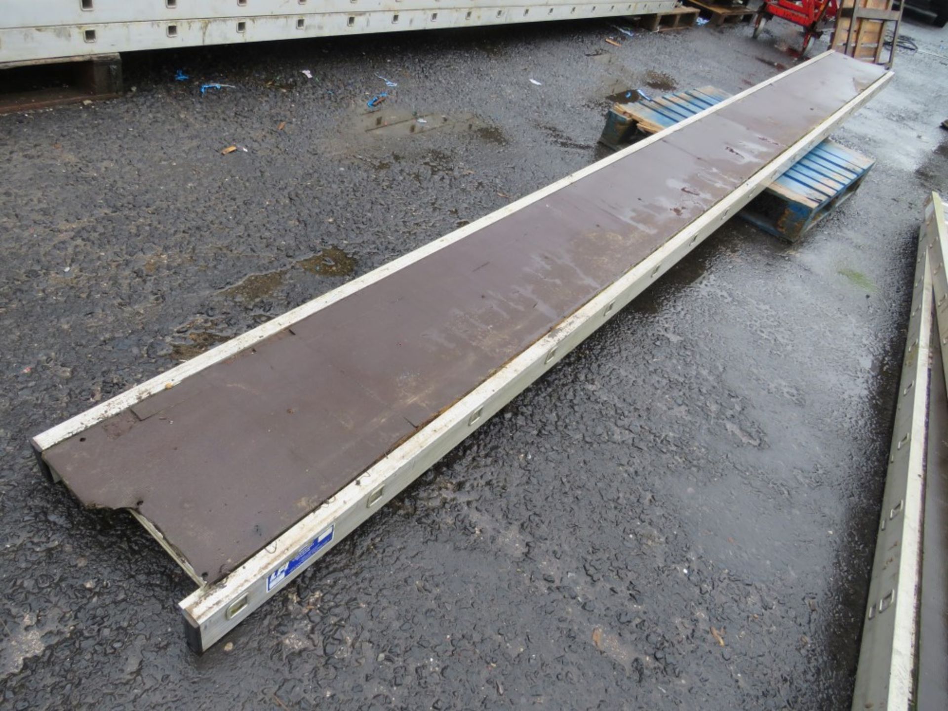 5.4M WOOD/ALUMINIUM STAGING BOARD (DIRECT GAP) [+ VAT]