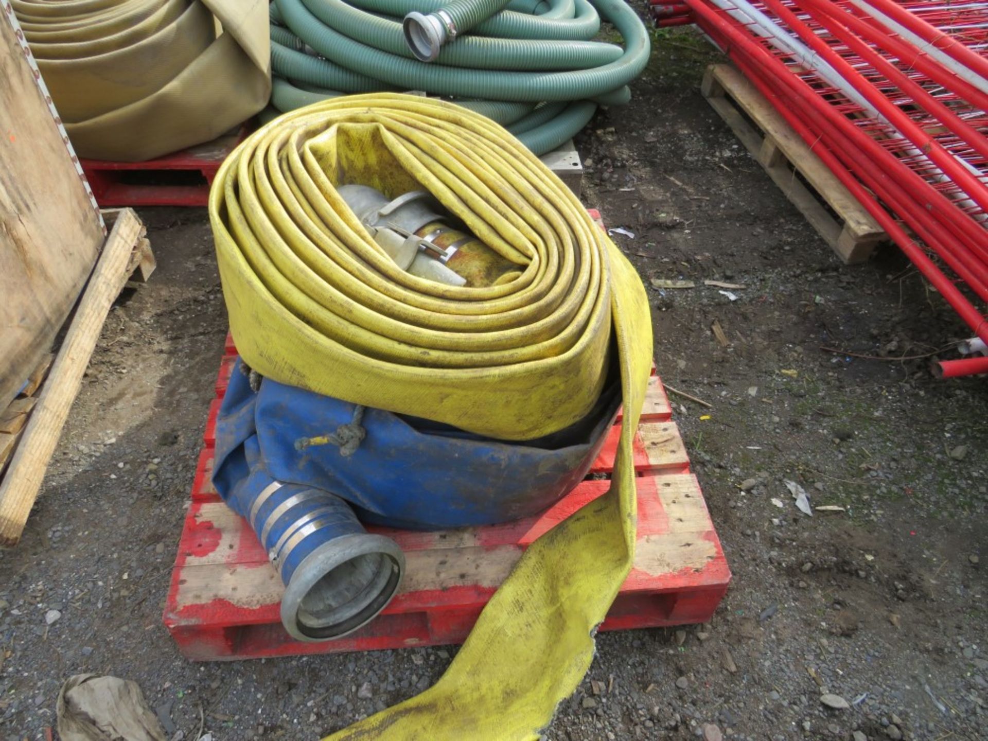 2 HOSES BLUE & YELLOW (DIRECT UNITED UTILITIES WATER) [+ VAT]