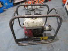 PETROL VIBRATING POKER DRIVE UNIT (DIRECT HIRE CO) [+ VAT]