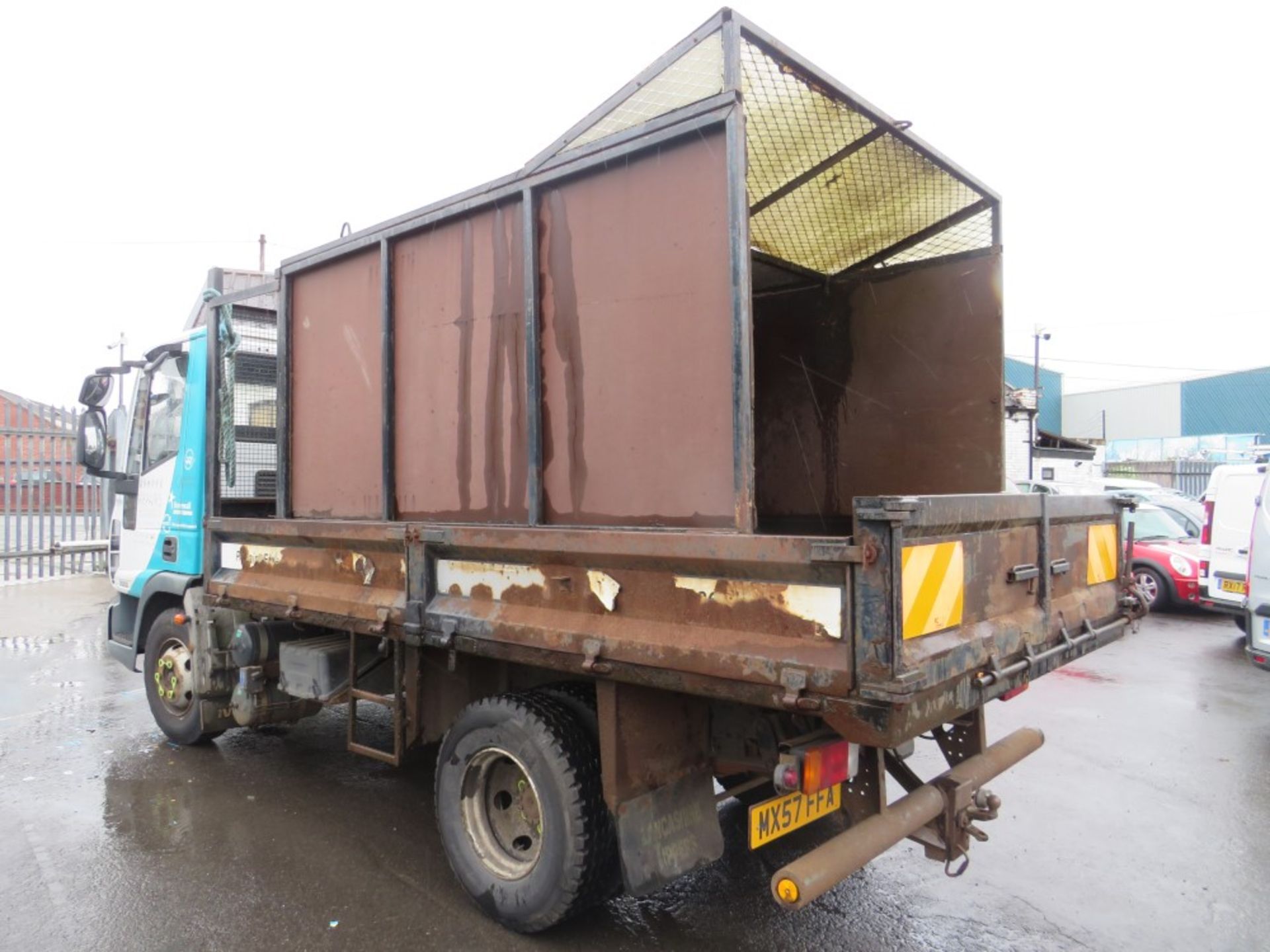 57 reg IVECO EURO CARGO 75E16 TIPPER (DIRECT COUNCIL) 1ST REG 09/07, TEST 10/21, 122540KM, V5 - Image 3 of 6