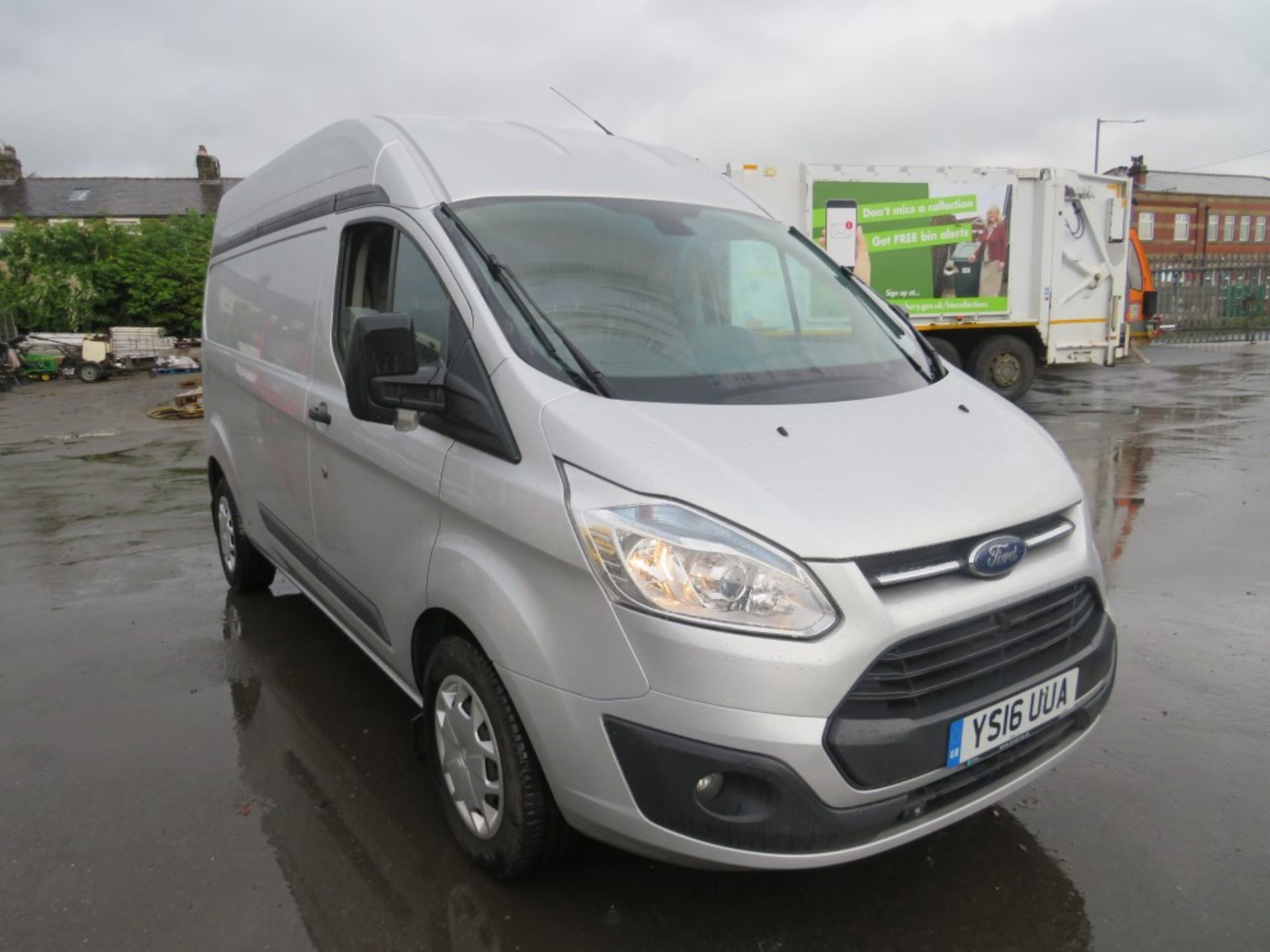 16 reg FORD TRANSIT CUSTOM 330 TREND L2H2, AIR CON, CRUISE CONTROL, ELECTRIC PACK, FRONT FOGS,