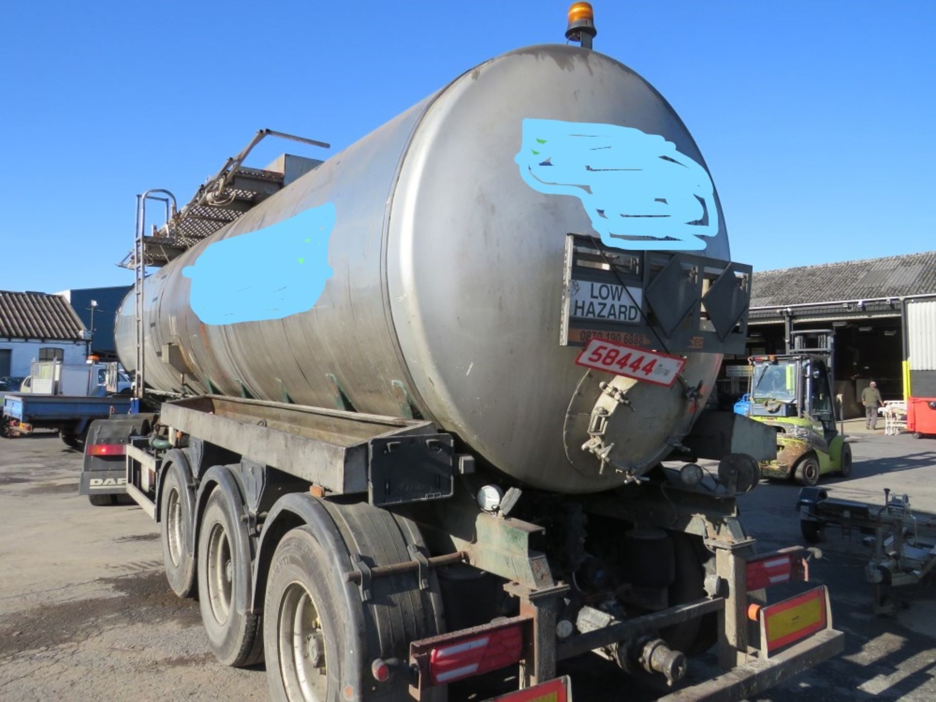 1998 WEST YORKSHIRE 30,000LTR STAINLESS VACUUM TANKER [+ VAT] - Image 7 of 13