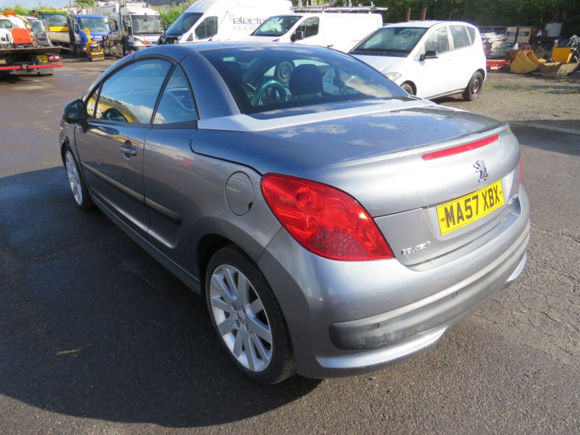 57 reg PEUGEOT 207 GT CC COUPE, 1ST REG 09/07, 113107M NOT WARRANTED, V5 HERE, 5 FORMER KEEPERS [ - Image 3 of 6