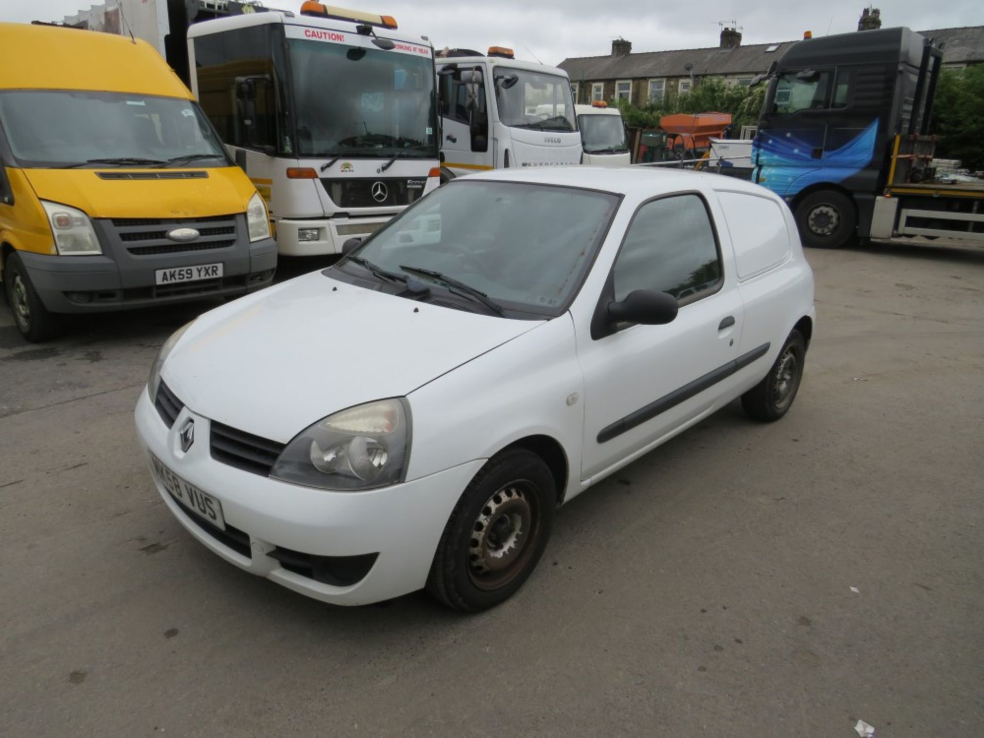 58 reg RENAULT CLIO CAMPUS SL15 DCI 65 (DIRECT COUNCIL) 1ST REG 11/08, TEST 08/22, 98486M, V5 - Image 2 of 7