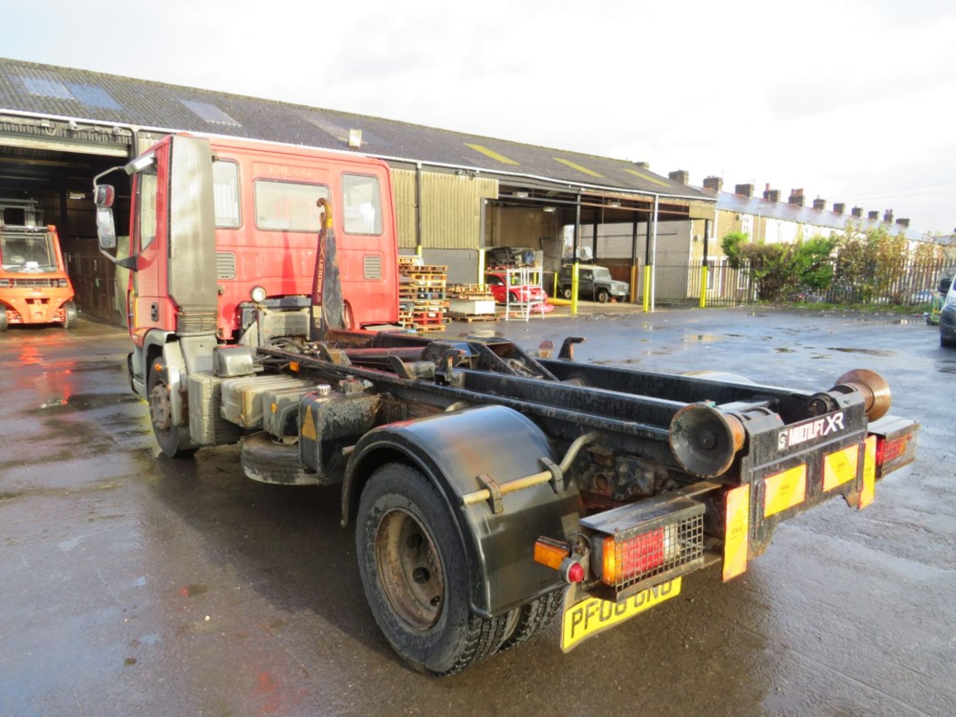 06 reg IVECO ML100E18K SKIP LOADER (DIRECT COUNCIL) 1ST REG 08/06, TEST 12/21, 96411KM WARRANTED - Image 3 of 6