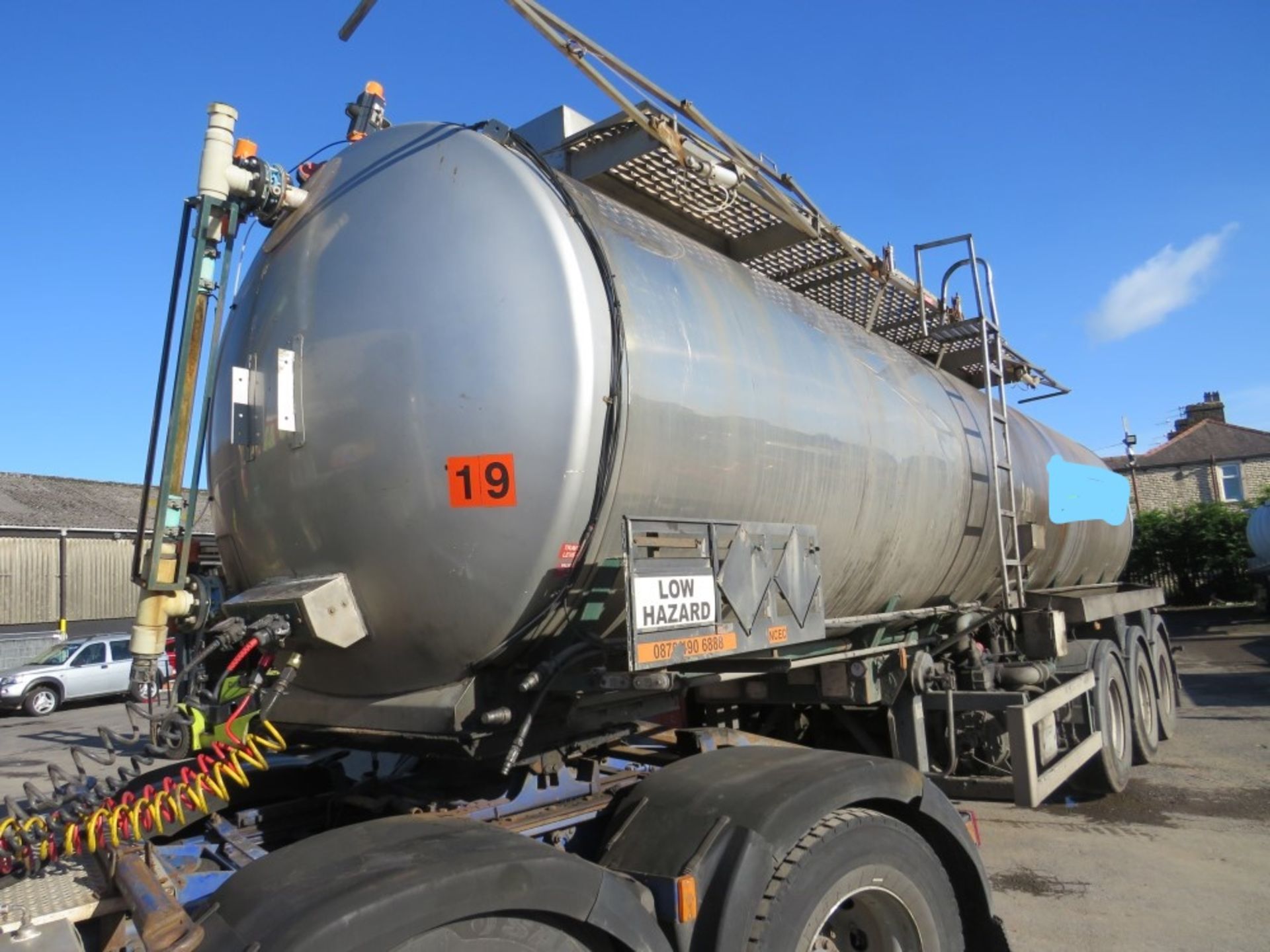 1998 WEST YORKSHIRE 30,000LTR STAINLESS VACUUM TANKER [+ VAT] - Image 9 of 13