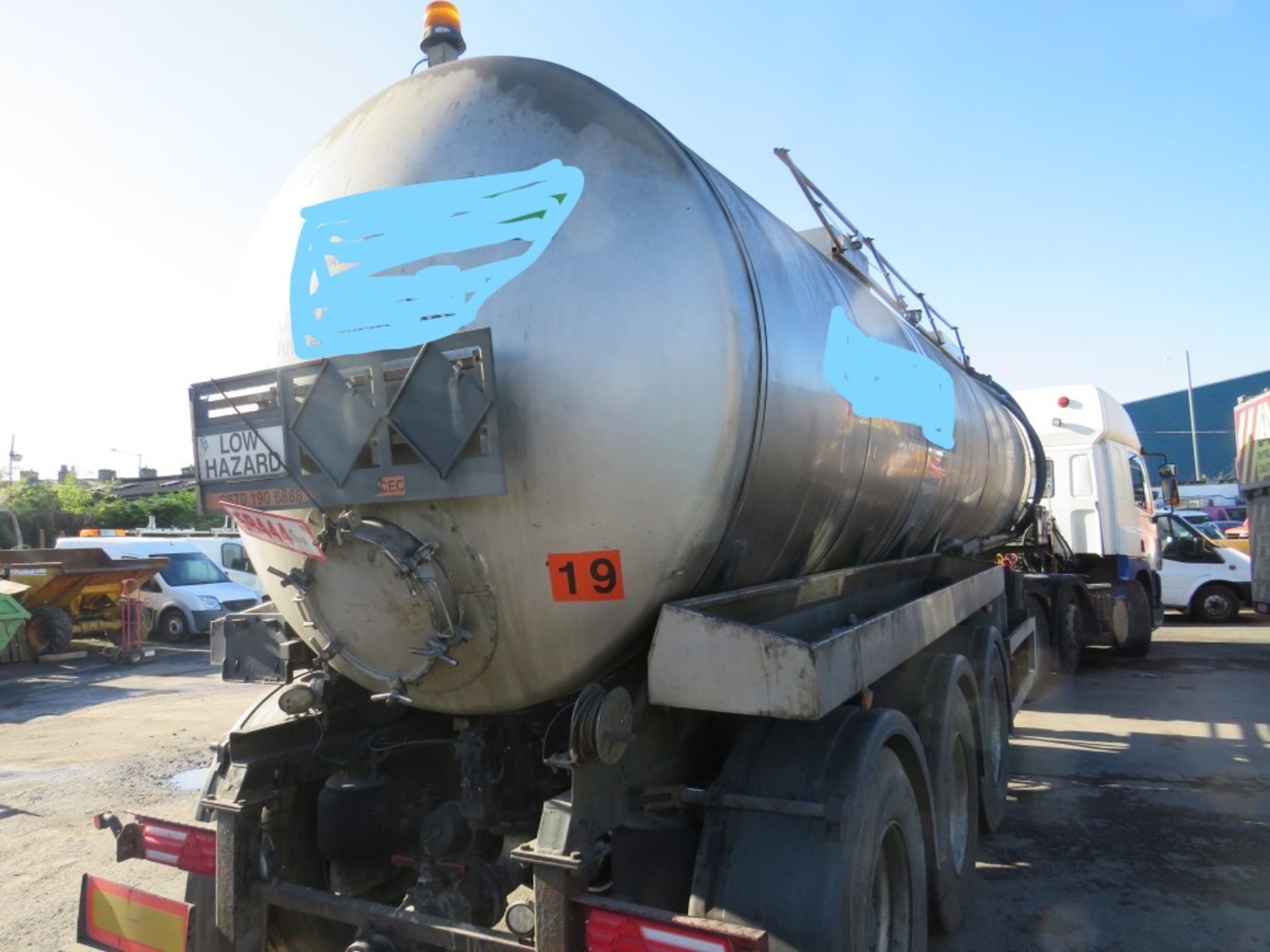 1998 WEST YORKSHIRE 30,000LTR STAINLESS VACUUM TANKER [+ VAT] - Image 6 of 13