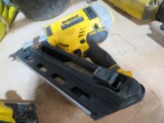 DEWALT 18V 1ST FIX NAIL GUN [NO VAT]