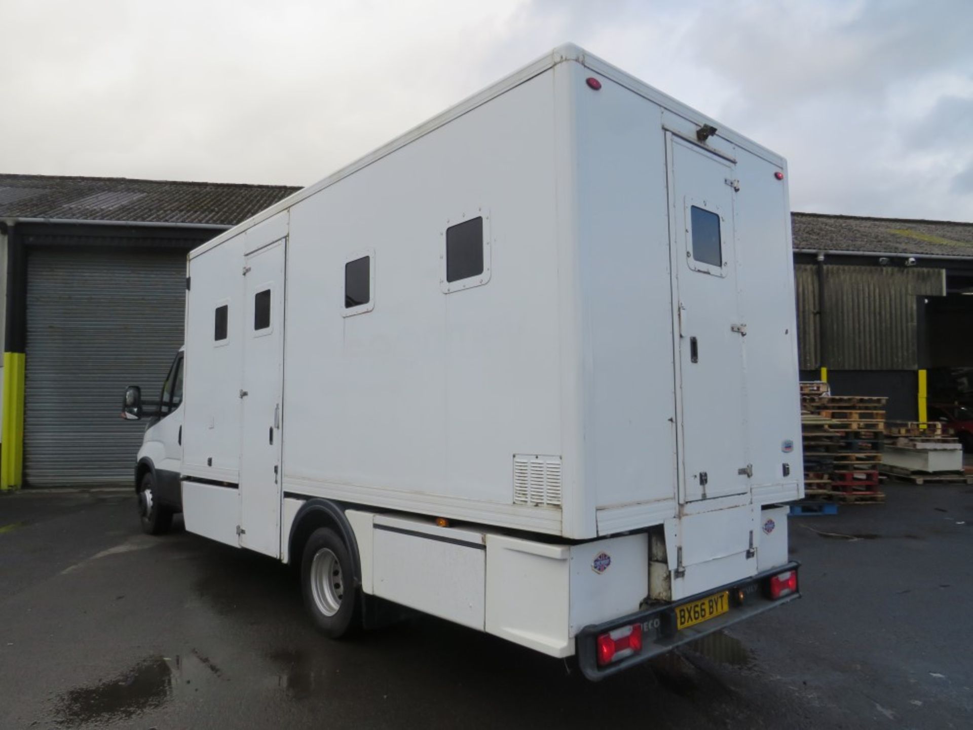 66 reg IVECO DAILY 70C17 PRISON VAN, 1ST REG 09/16, TEST 06/22, 122684M, V5 HERE, 1 OWNER FROM - Image 3 of 7