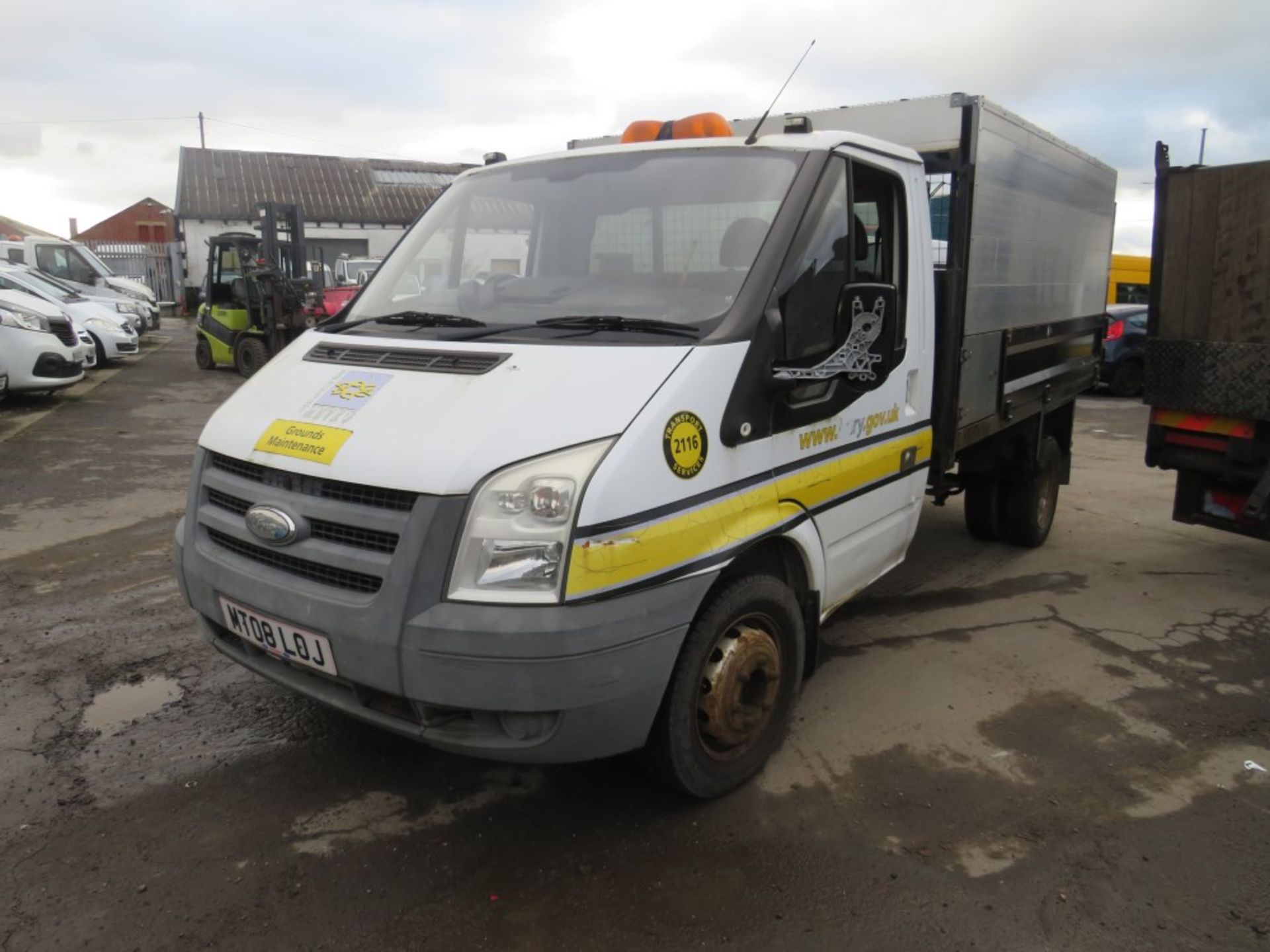 08 reg FORD TRANSIT 100 T350M RWD TIPPER (NON RUNNER) (DIRECT COUNCIL) 1ST REG 06/08, V5 HERE, 1 - Image 2 of 5