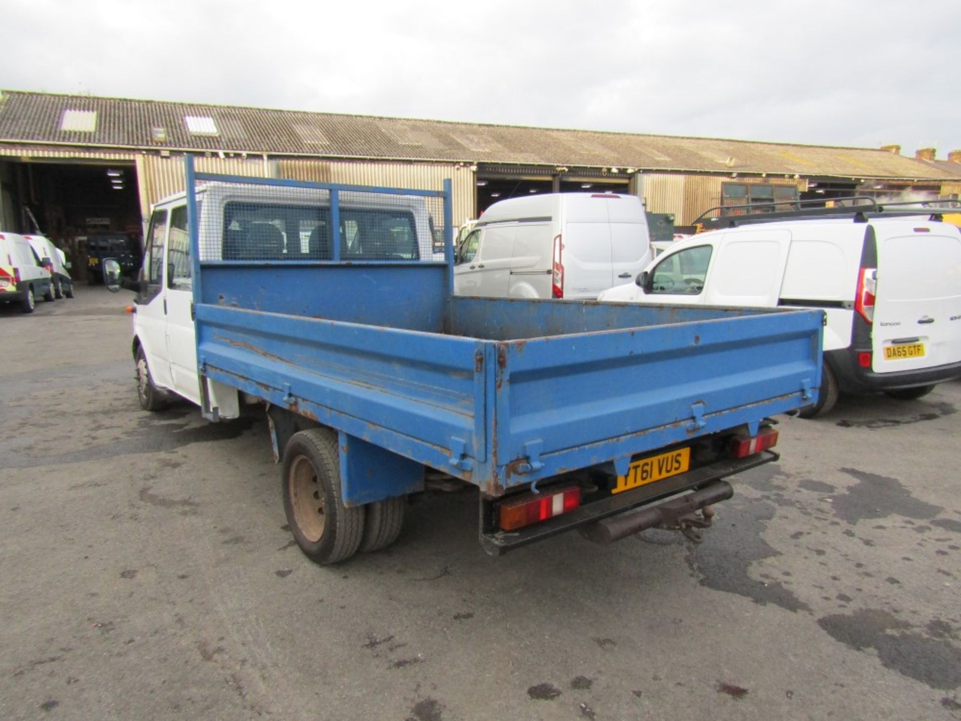 61 reg FORD TRANSIT 115 350 DOUBLE CAB DROPSIDE, NOT HAD MOT AS BEEN RUN - Image 3 of 6