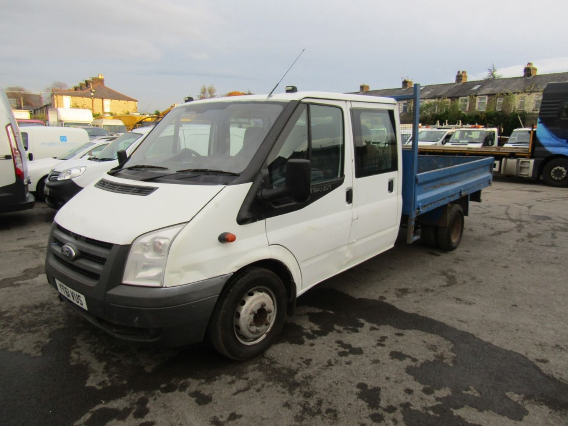 61 reg FORD TRANSIT 115 350 DOUBLE CAB DROPSIDE, NOT HAD MOT AS BEEN RUN - Image 2 of 6