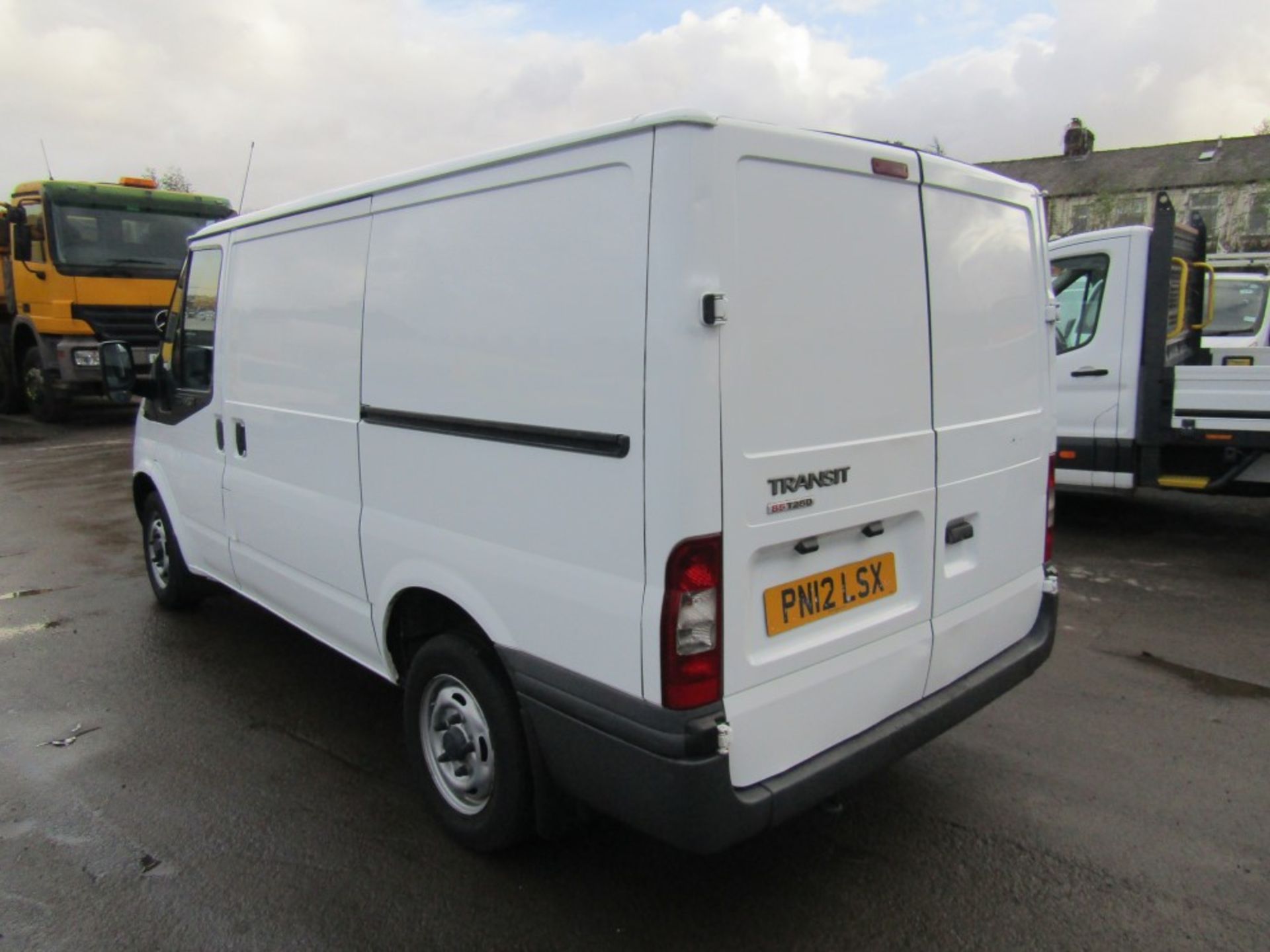 12 reg FORD TRANSIT 85 T280M FWD, 1ST REG 03/12, TEST 12/21, V5 HERE, 1 FORMER KEEPER [NO VAT] - Image 3 of 7