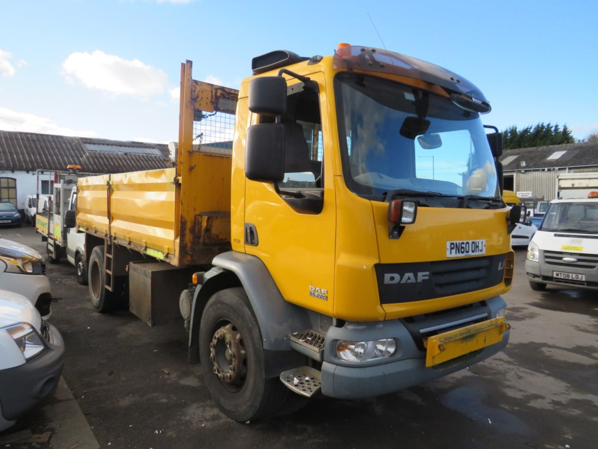 60 reg DAF LF 55.220 TIPPER C/W EASY SHEET (DIRECT COUNCIL) 1ST REG 10/10, TEST 02/22, 217038KM,