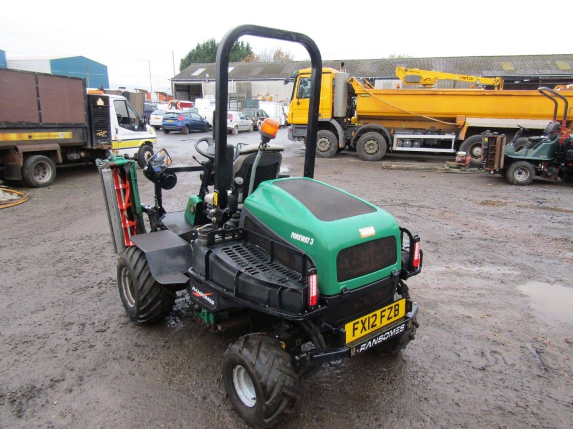 12 reg RANSOMES PARKWAY 3 RIDE ON MOWER (DIRECT COUNCIL) 1ST REG 04/12, V5 HERE, 1 FORMER - Image 3 of 5