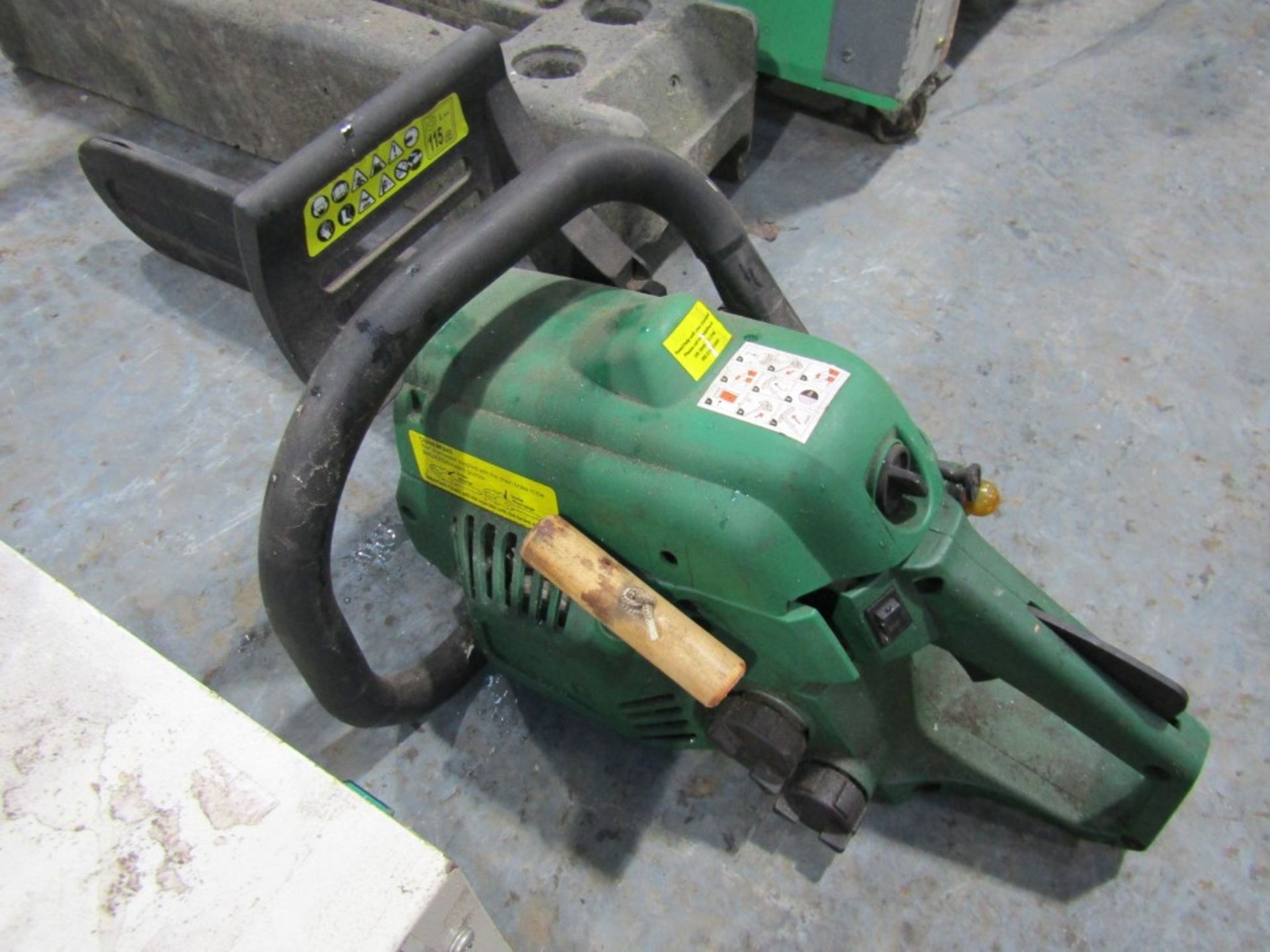 PETROL CHAINSAW [NO VAT]