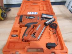 GAS POWERED FRAME NAIL GUN (DIRECT HIRE CO) [+ VAT]