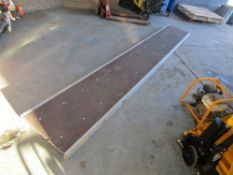 14FT LIGHTWEIGHT STAGING BOARD (DIRECT HIRE CO) [+ VAT]