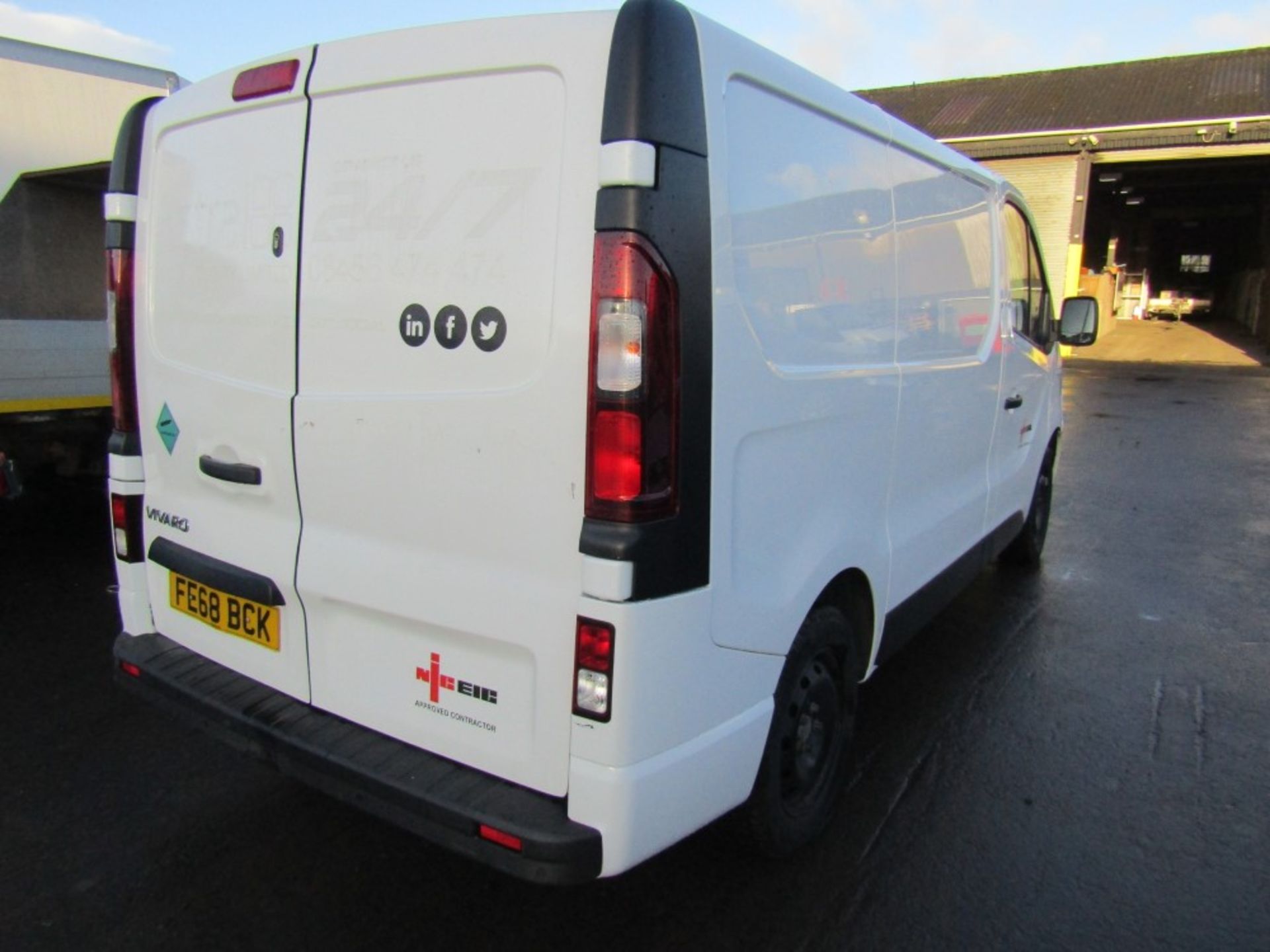 68 reg VAUXHALL VIVARO 2700 SPORT CDTI BT SS, 1ST REG 12/18, 52149M, V5 HERE, 1 FORMER - Image 4 of 7