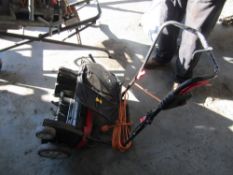 240V LAWN SCARIFIER (DIRECT HIRE CO) [+ VAT]