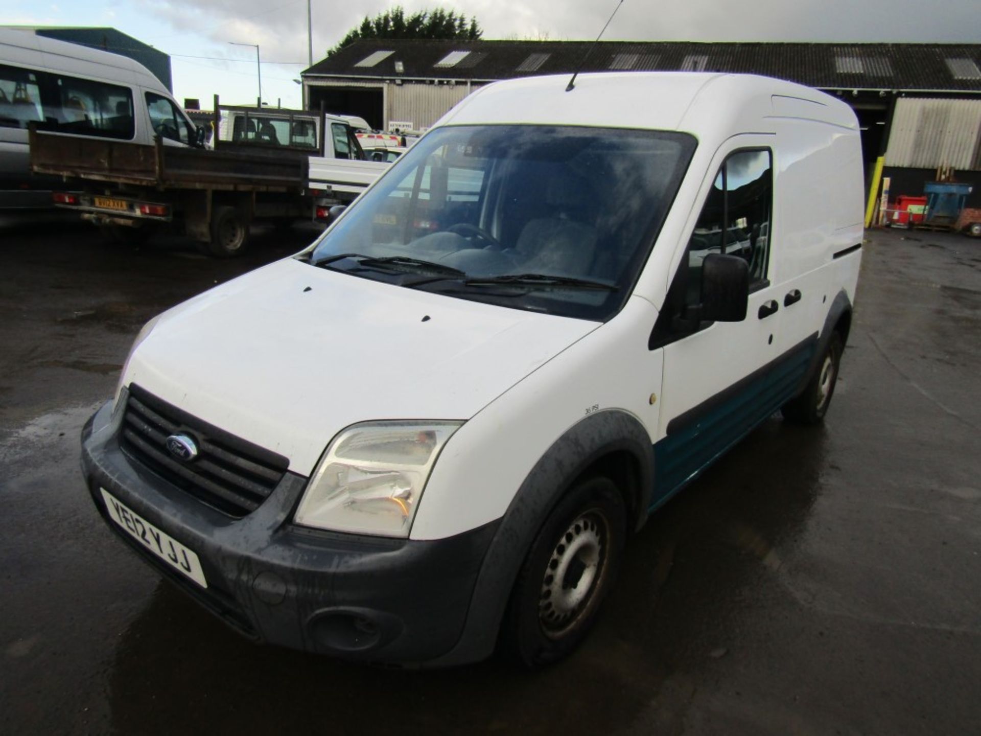12 reg FORD TRANSIT CONNECT 90 T230 (DIRECT UNITED UTILITIES WATER) 1ST REG 08/12, TEST 02/22, - Image 2 of 7