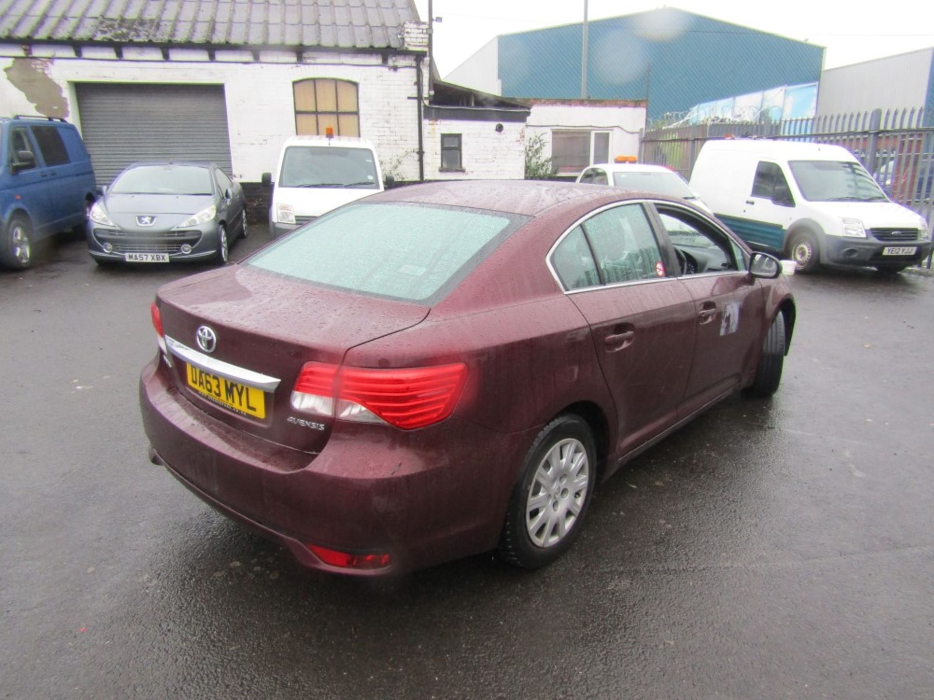 63 reg TOYOTA AVENSIS ACTIVE D-4D, 1ST REG 12/13, TEST 11/22, 224890M NOT WARRANTED, V5 HERE, 1 - Image 4 of 6