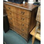 A 20th century chest of five drawers on cabriole legs, 86x48x110cm