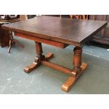 A draw leaf oak table, 110x82x73cmH