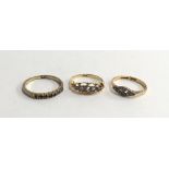18ct gold ring set with 4 small diamonds in a pretty openwork setting size N gross weight 2.4g