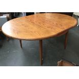 A mid century G-Plan circular extending dining table, 122cmD 73cmH