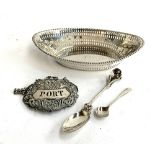 A small pierced silver bonbon dish by James Dixon & Sons Ltd, Sheffield 1907; with a spoon by