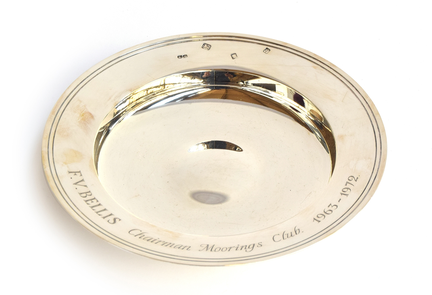 A silver Armada trophy dish by Boodle & Dunthorne, London 1971, 22.2cm diameter, 16.1oz
