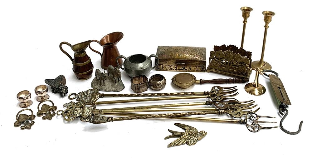 A quantity of metal items, to include a Homeland Pewter Arts and Crafts twin handled bowl; Art